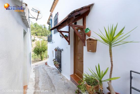 Coqueta Casa zona Barranco del Abogado con  vistas a Granada - GRANADA