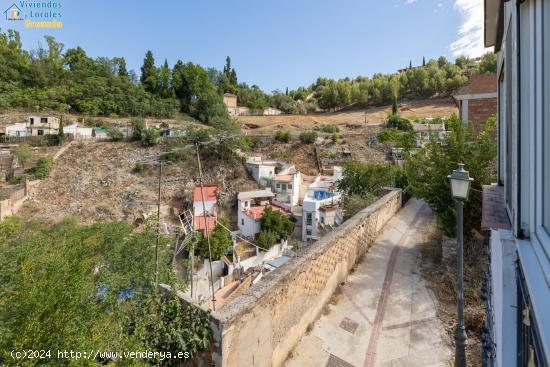 Coqueta Casa zona Barranco del Abogado con  vistas a Granada - GRANADA