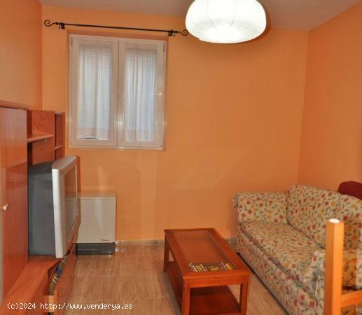 venta de piso zona Hospital Universitario - VALLADOLID