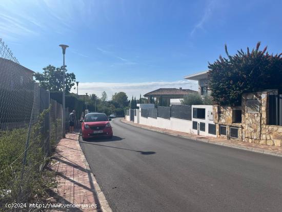 TERRENO URBANO EN LOS MONASTERIOS - VALENCIA