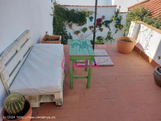 ALQUILER CON OPCION A COMPRA. MAGNIFICA CASA DE DOS PLANTAS + TERRAZAS EN VILLAFRANCA!!! - CORDOBA