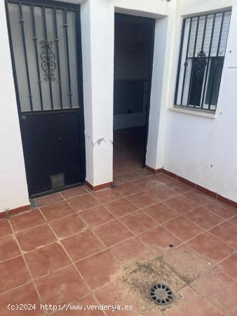 MAGNÍFICA CASA UNIFAMILIAR SITUADA EN UNA DE LAS ZONAS MÁS DEMANDADAS Y MUY BIEN DISTRIBUIDA !!!! 