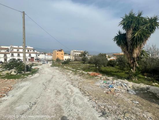 Terreno Urbano + Proyecto para edificar - MALAGA