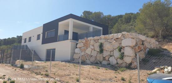 Chalet independiente en Venta en Abanilla, Zona Cañada de la Leña - MURCIA