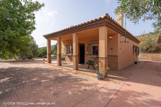  CHALET CON VISTAS PANORÁMICAS - MALAGA 