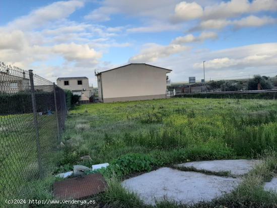 Parcela urbana de 1000 metros en Sierra de Fuentes - CACERES