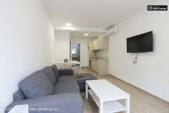 Cómodo apartamento de 1 dormitorio en alquiler en Sants - BARCELONA