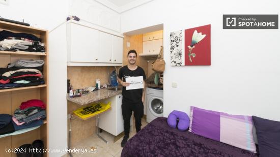 Uno de los seis apartamentos en casa grande cerca del campus de la UEM Universidad Europea de Madrid