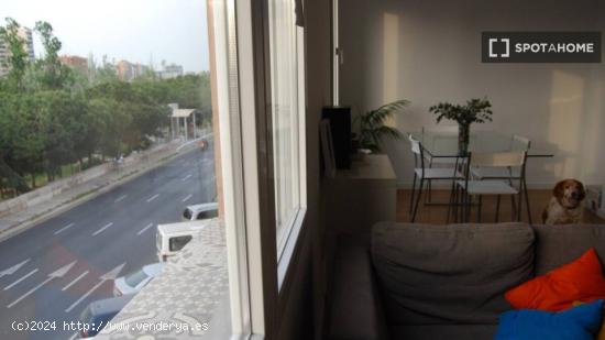 Apartamento de 2 dormitorios en alquiler en L'Olivereta. - VALENCIA