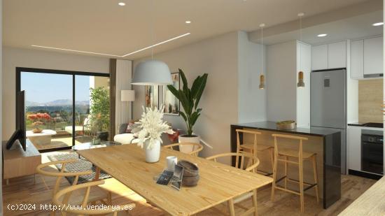 Apartamentos de 2 o 3 dormitorios, 2 baños con piscina comunitaria y garage en zona de Los Alcazare