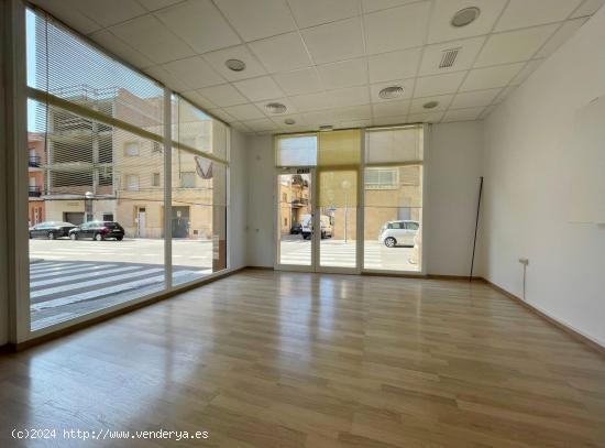 Local comercial en alquiler - TARRAGONA