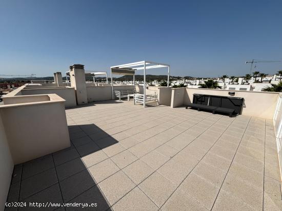 Brillante apartamento en planta alta con solarium privado - ALICANTE