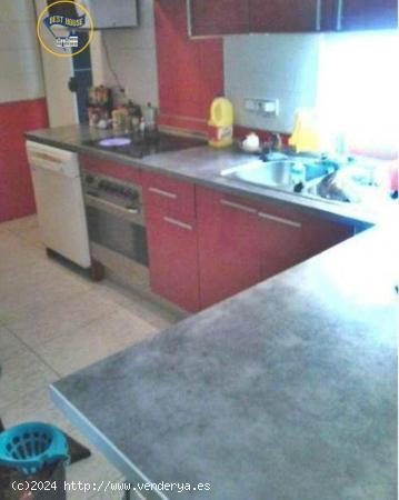 SE VENDE PISO CERCANO A LA PLAZA FLORIDA - PORTAZGO - ALICANTE