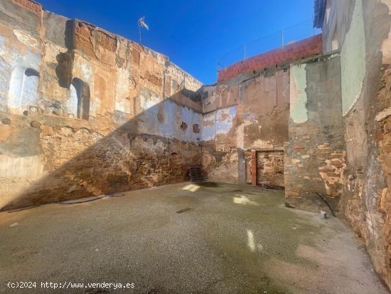 SOLAR EDIFICABLE HASTA TRES PLANTAS - TERUEL