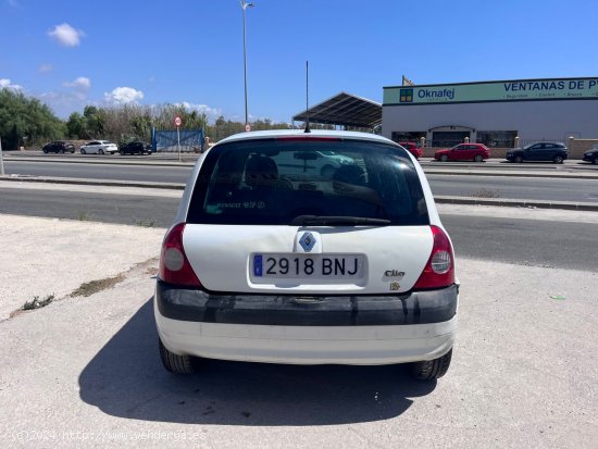 Renault Clio 2 1.2 - Málaga