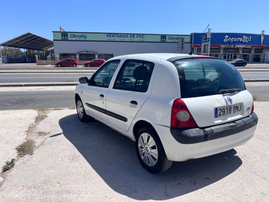 Renault Clio 2 1.2 - Málaga