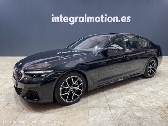 BMW Serie 5 530dA M-SPORT - Sada