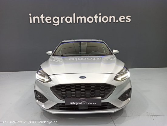 Ford Focus 1.0 Ecoboost 92kW ST-Line - Lugo