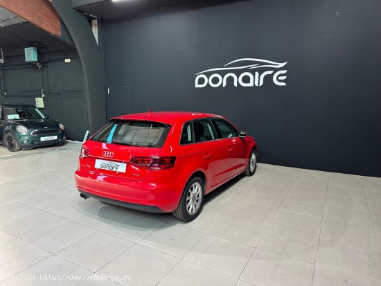 Audi A3 1.4 TFSI 122cv Attraction - Sada