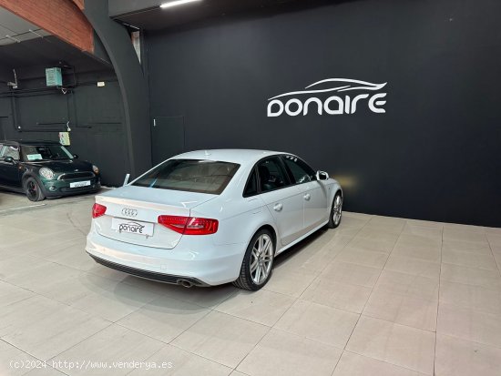 Audi A4 3.0 TDI 245cv quattro S tronic DPF - Sada