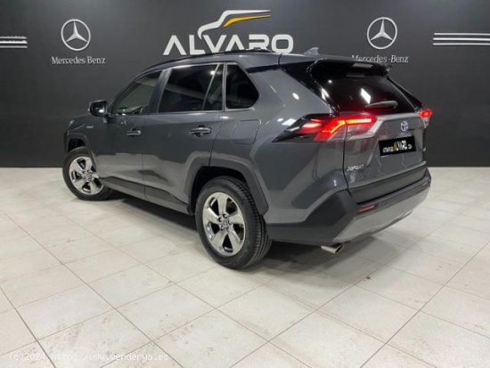 TOYOTA RAV4 en venta en Osuna (Sevilla) - Osuna