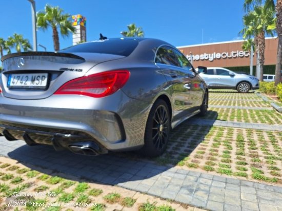 Mercedes Clase CLA CLA 200 AMG LIEN de 2014 con 200.000 Km por 18.000 EUR. en Barcelona