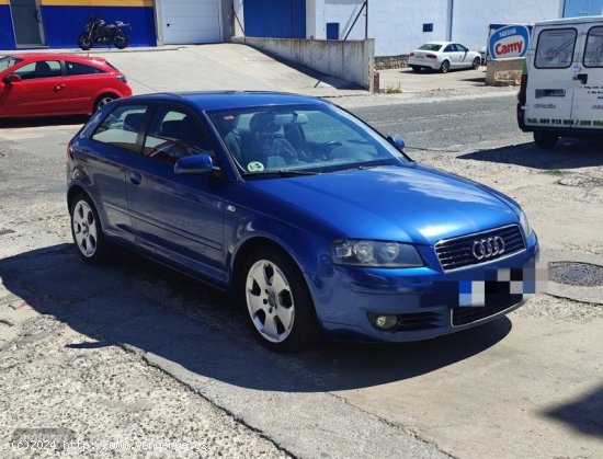 Audi A3 Sedan Advanced 30 TFSI 85kW (115CV) de 2003 con 237.000 Km por 3.990 EUR. en Avila