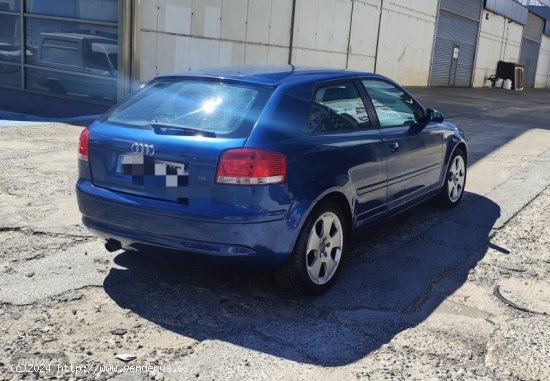 Audi A3 Sedan Advanced 30 TFSI 85kW (115CV) de 2003 con 237.000 Km por 3.990 EUR. en Avila