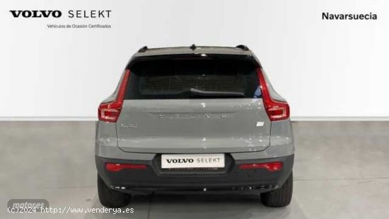 Volvo XC40 XC40 Recharge Core, Single Extended Range, Electrico de 2023 con 4.600 Km por 42.800 EUR.