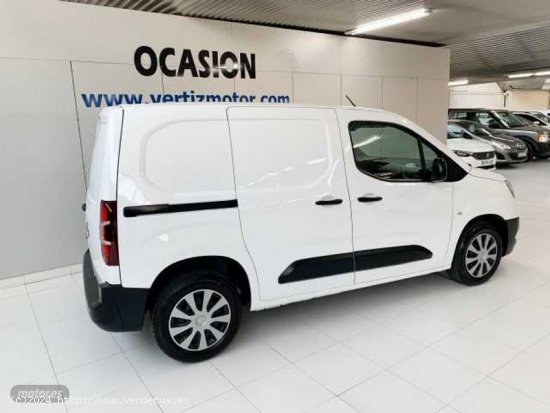 Opel Combo FURGON 1.5TD S/S L1000 de 2019 con 69.000 Km por 15.100 EUR. en Guipuzcoa