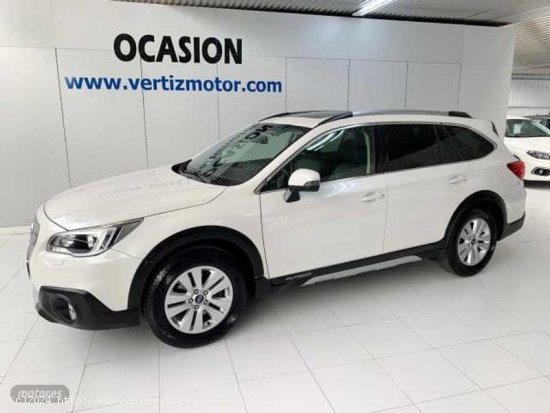 Subaru Outback 2.5i Executive Plus CVT de 2018 con 127.000 Km por 23.500 EUR. en Guipuzcoa