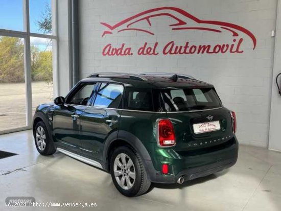 Mini Cooper Cooper de 2019 con 51.000 Km por 17.500 EUR. en Alava