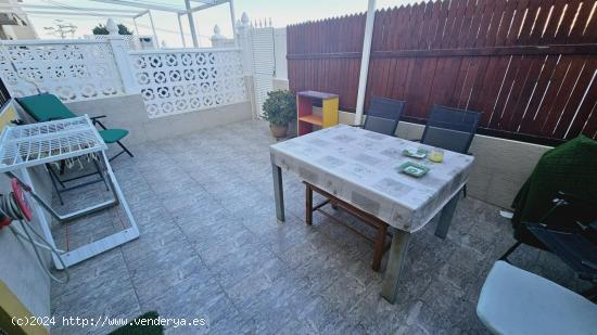 BUNGALO BAJO 3 DORMITORIOS , PISCINA, TORRELAMATA 119.900€ - ALICANTE