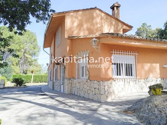 Espectacular chalet en la zona de Bixquert - VALENCIA