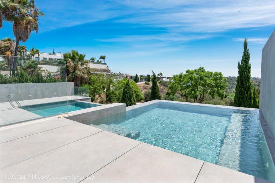 ESPECTACULAR VILLA DE LUJO EN BENAHAVIS - MALAGA