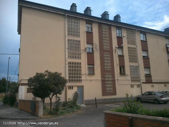  VIVIENDA PARA REFORMAR EN BEMBIBRE - LEON 