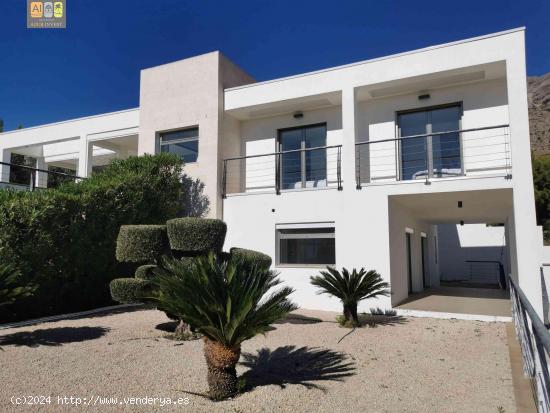 Se Vende en Altea la vella - ALICANTE