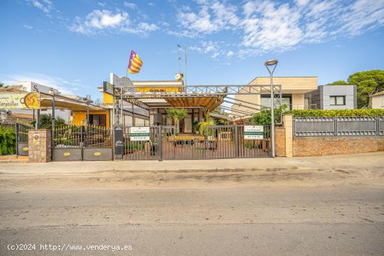 Restaurante cafetería con terraza, en segunda línea, zona las Maravillas - BALEARES