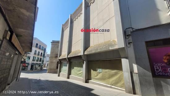 EDIFICIO EN PLENO CENTRO HISTORICO DE POZOBLANCO - CORDOBA