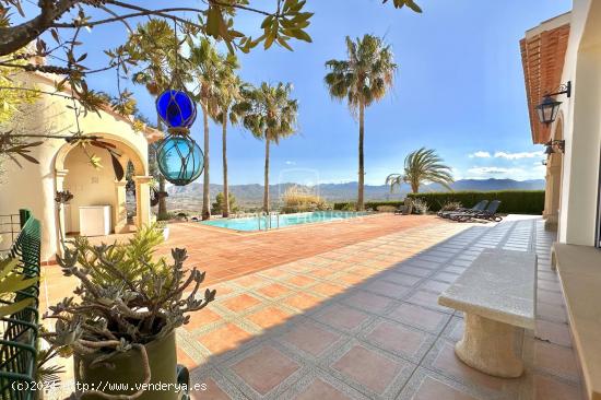 Villa Mediterránea a la venta en Javea - Alicante, Costa Blanca - ALICANTE