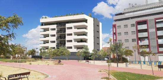  OPORTUNIDAD VIVIENDA CON AMPLIA TERRAZA, GYM Y  PISCINA CLIMATIZADA EN JUAN DE BORBON. - MURCIA 