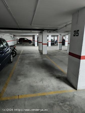 Plaza de parking en zona centro y estación - BARCELONA