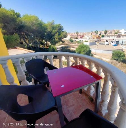 APARTAMENTO EN ORIHUELA COSTA. 2 DORMITORIOS. 1 BAÑO. TERRAZA CON VISTAS DESPEJADAS. - ALICANTE