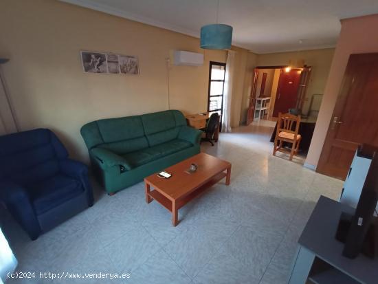 Apartamento con garaje en mira el rio!!! - CACERES