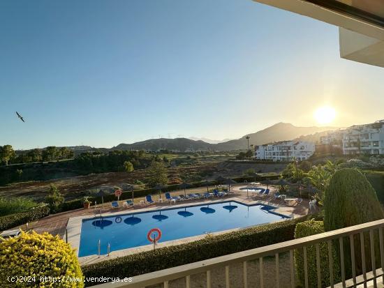  Bonito apartamento de 3 dormitorios con vistas abiertas - MALAGA 