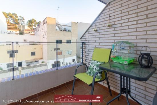 Piso en el casco urbano con terraza, garaje y trastero - VALENCIA