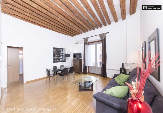  Impresionante apartamento de 3 dormitorios en alquiler en Centro - MADRID 