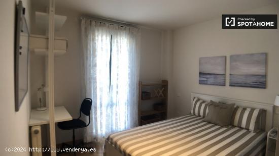 Apartamento de 2 dormitorios en alquiler en Madrid - MADRID