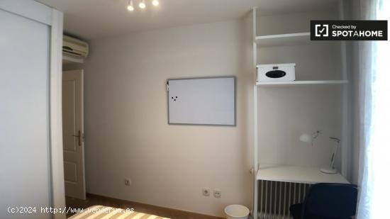 Apartamento de 2 dormitorios en alquiler en Madrid - MADRID