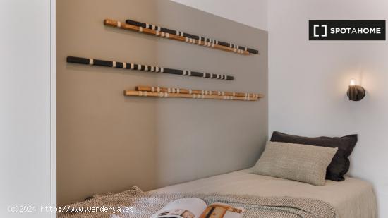 Apartamento de 3 dormitorios en alquiler en Barcelona - BARCELONA